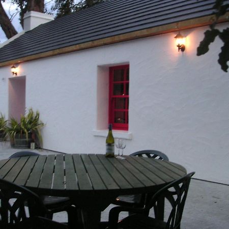 Donegal House Hotel Kaikoura Exterior photo